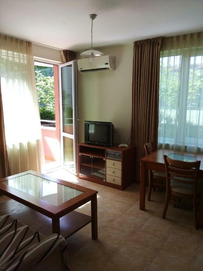 Apartment in Complex TARA Ravda Extérieur photo